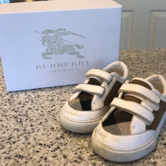 butterfly shoes air force 1